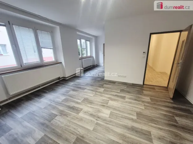 Pronájem bytu 2+kk, Roudnice nad Labem, třída T. G. Masaryka, 60 m2
