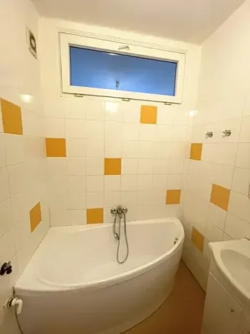 Pronájem bytu 2+1, Ústí nad Labem, Kozinova, 55 m2