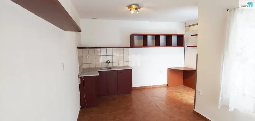 Pronájem kanceláře, Říčany, Masarykovo nám., 18 m2