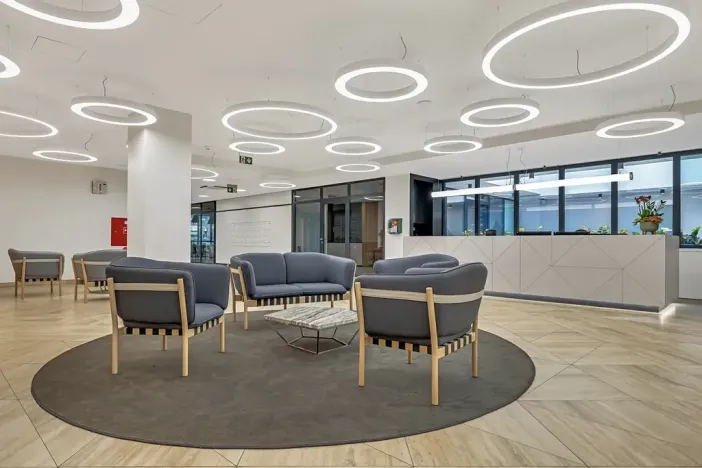 Pronájem kanceláře, Praha - Karlín, Sokolovská, 200 m2