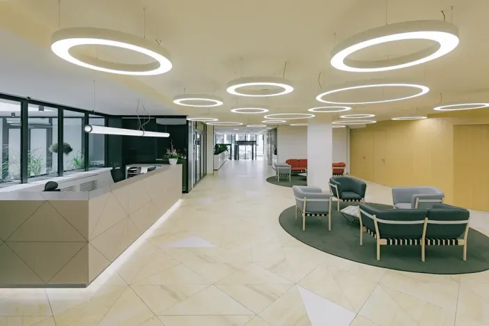 Pronájem kanceláře, Praha - Karlín, Sokolovská, 200 m2