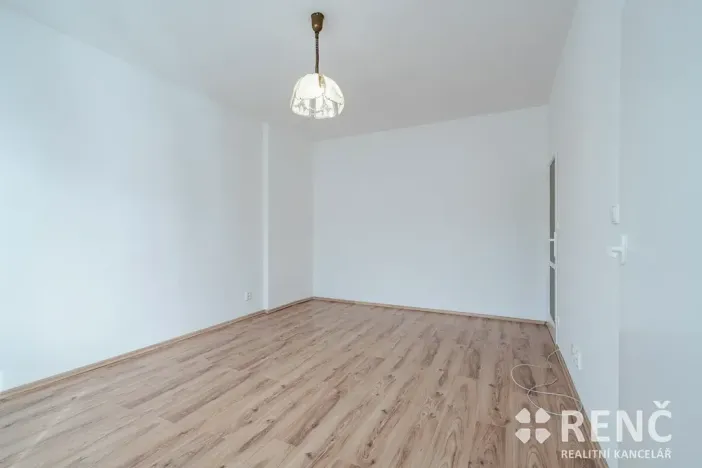 Prodej bytu 1+1, Brno, Družstevní, 37 m2