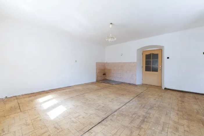 Prodej rodinného domu, Měrunice - Žichov, 140 m2