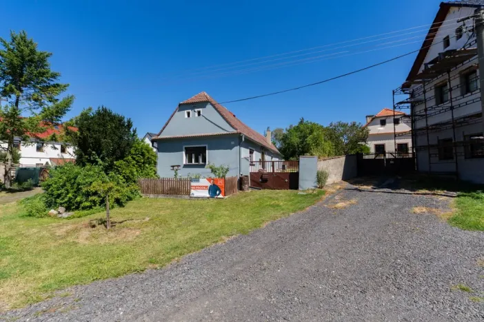 Prodej rodinného domu, Měrunice - Žichov, 140 m2