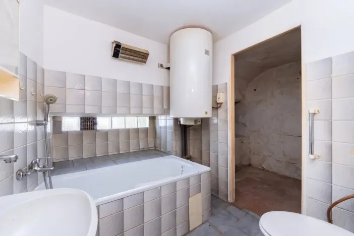 Prodej rodinného domu, Měrunice - Žichov, 140 m2