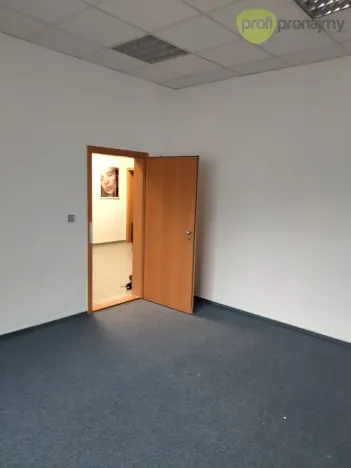 Pronájem kanceláře, Havířov, U Stromovky, 20 m2
