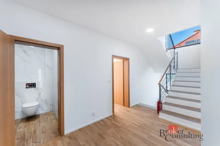 Prodej rodinného domu, Praha - Písnice, Lipovická, 257 m2