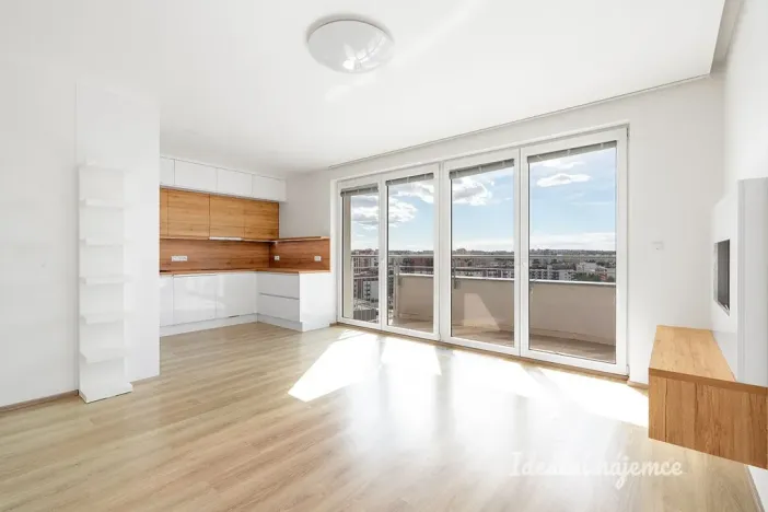 Pronájem bytu 3+kk, Praha - Letňany, Hlučkova, 79 m2