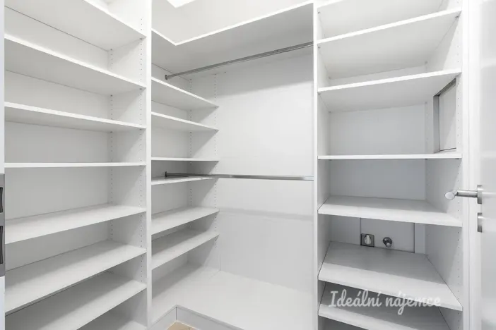 Pronájem bytu 3+kk, Praha - Letňany, Hlučkova, 79 m2