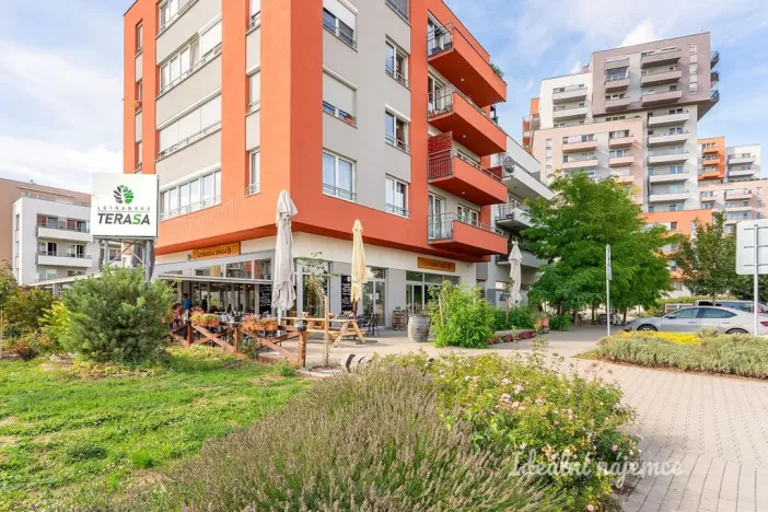 Pronájem bytu 3+kk, Praha - Letňany, Hlučkova, 79 m2