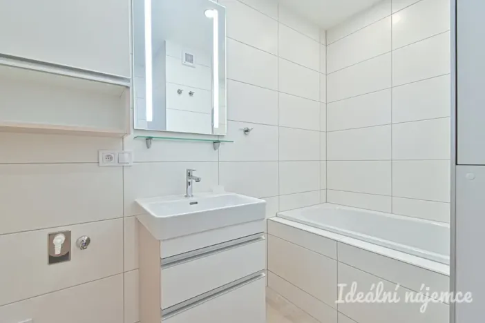 Pronájem bytu 3+1, Brno, Chodská, 74 m2