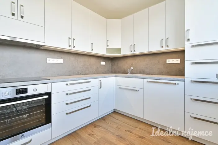 Pronájem bytu 3+1, Brno, Chodská, 74 m2