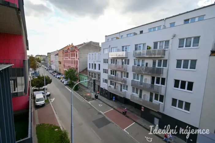 Pronájem bytu 2+kk, Brno, U Červeného mlýna, 59 m2