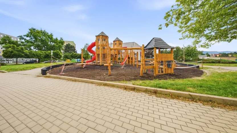Prodej bytu 3+1, Česká Lípa, Vladimirská, 74 m2