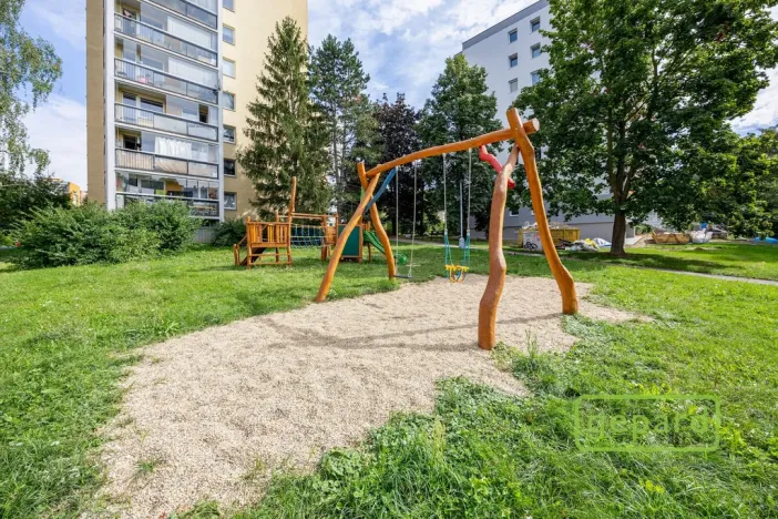 Prodej bytu 2+kk, Praha - Komořany, Za sídlištěm, 47 m2