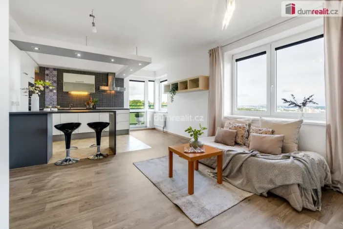 Prodej bytu 2+kk, Praha - Horní Měcholupy, Padovská, 65 m2