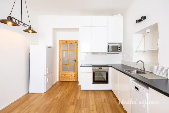 Pronájem bytu 3+kk, Praha - Vršovice, Bulharská, 62 m2
