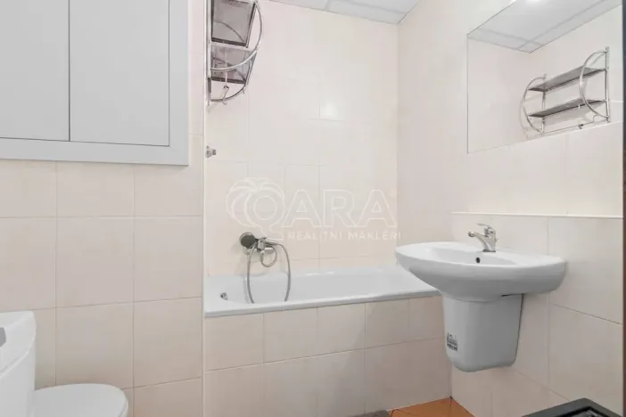 Pronájem bytu 1+kk, Praha - Řepy, Makovského, 36 m2