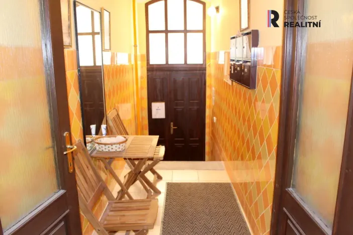 Pronájem bytu 3+1, Karlovy Vary, Kolmá, 81 m2