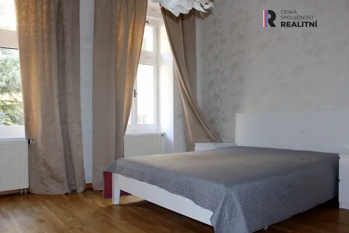 Pronájem bytu 3+1, Karlovy Vary, Kolmá, 81 m2