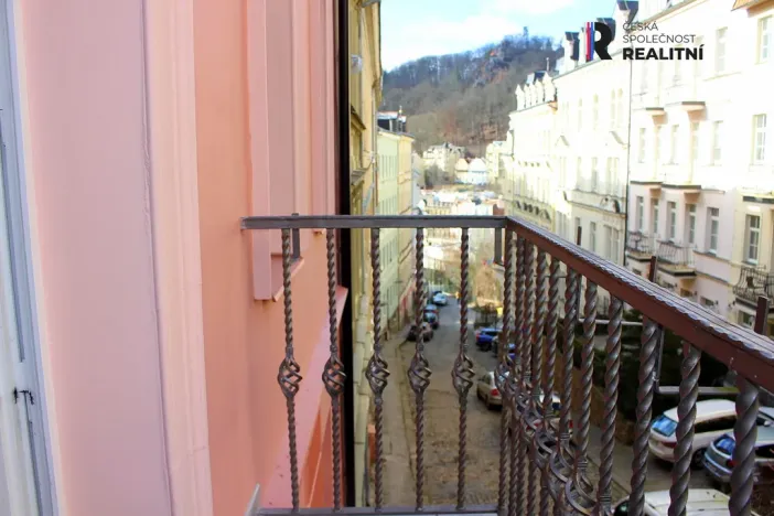 Pronájem bytu 3+1, Karlovy Vary, Kolmá, 81 m2