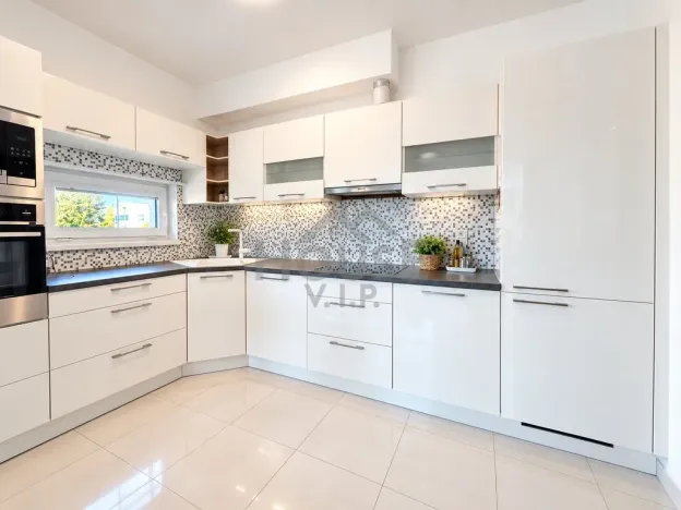 Prodej bytu 2+kk, Praha - Dolní Měcholupy, Honzíkova, 56 m2