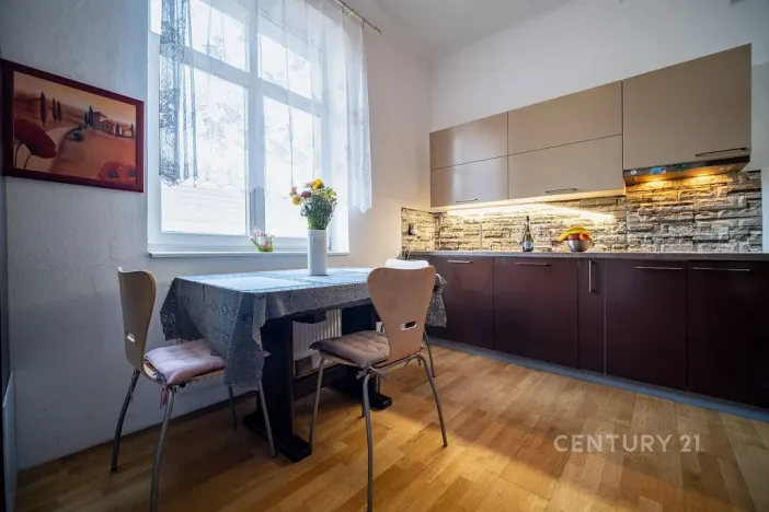 Prodej kanceláře, České Budějovice - České Budějovice 3, Pražská tř., 200 m2