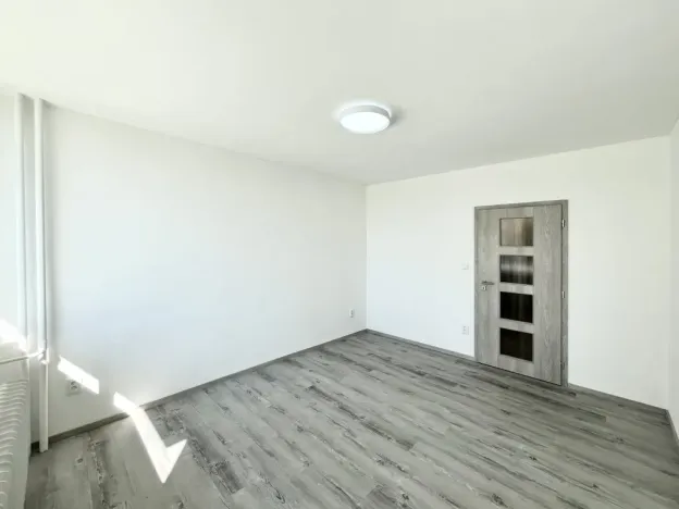 Pronájem bytu 1+1, Jablonec nad Nisou, Budovatelů, 28 m2