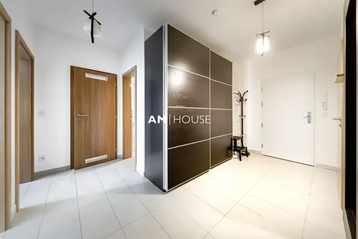 Pronájem bytu 3+kk, Praha - Strašnice, Zvěřinova, 103 m2
