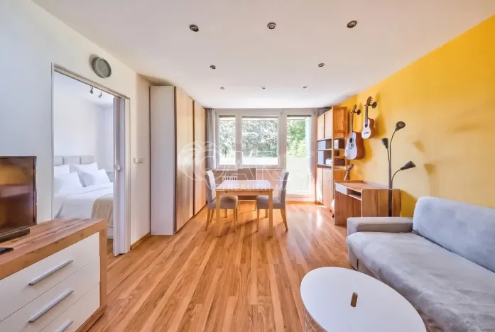 Prodej bytu 2+kk, Praha - Bohnice, Zelenohorská, 37 m2
