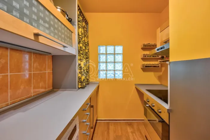 Prodej bytu 2+kk, Praha - Bohnice, Zelenohorská, 37 m2