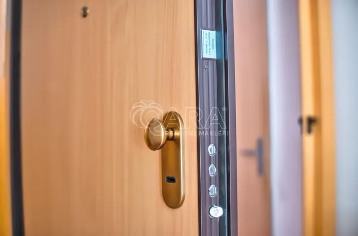 Prodej bytu 2+kk, Praha - Bohnice, Zelenohorská, 37 m2