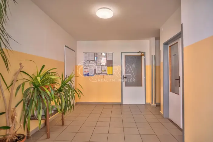 Prodej bytu 2+kk, Praha - Bohnice, Zelenohorská, 37 m2