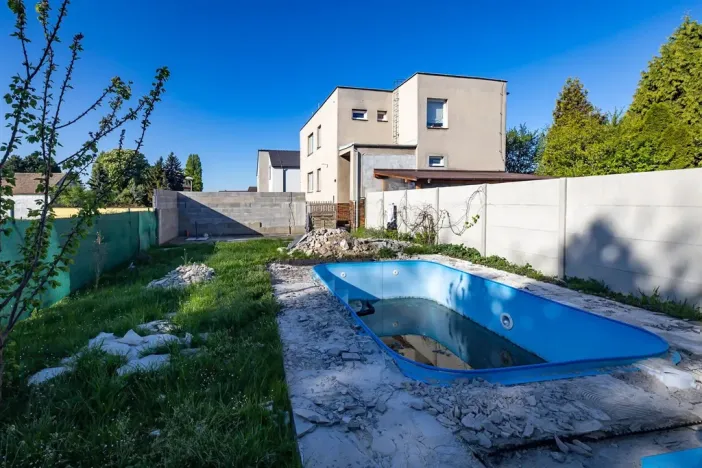 Dražba rodinného domu, Radonice, Zápská, 108 m2