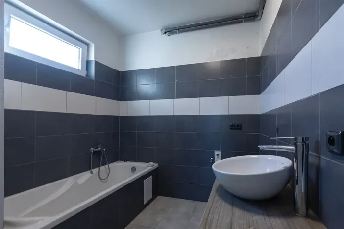 Dražba rodinného domu, Radonice, Zápská, 108 m2