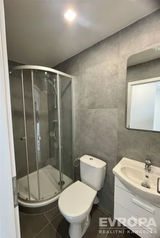 Pronájem bytu 1+kk, Břeclav, Libušina, 23 m2