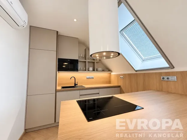 Pronájem bytu 3+kk, Lednice, Na Zahradách, 65 m2