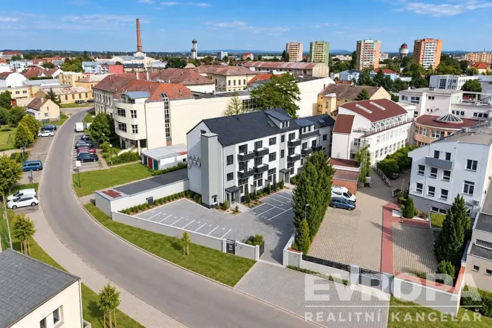 Pronájem bytu 1+kk, Břeclav, Za Bankou, 32 m2