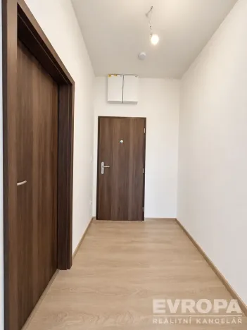 Pronájem bytu 1+kk, Břeclav, Za Bankou, 32 m2