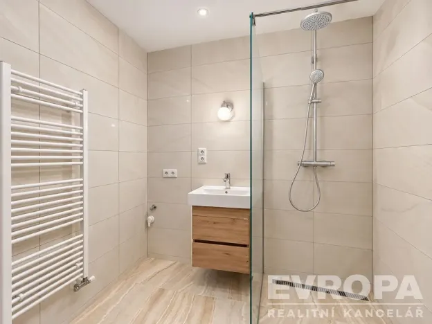 Pronájem bytu 1+kk, Břeclav, Za Bankou, 32 m2