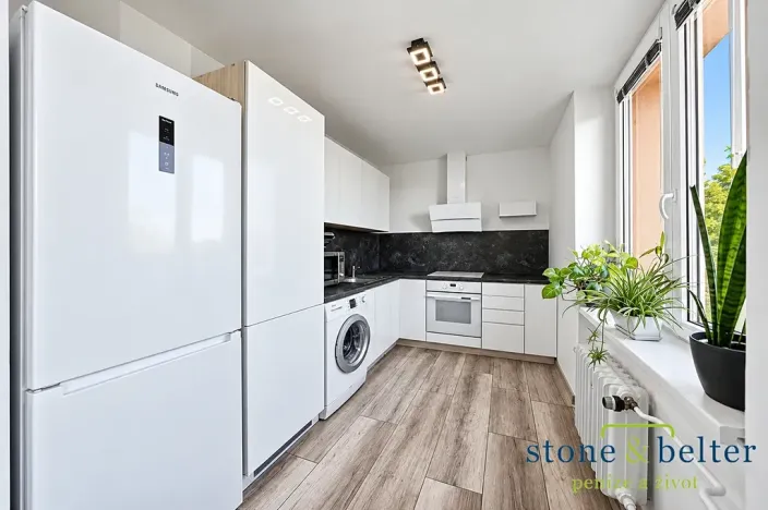 Pronájem bytu 2+kk, Znojmo, Pražská sídl., 53 m2