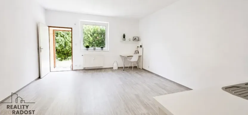 Pronájem bytu 1+kk, Brno, bratří Sapáků, 33 m2