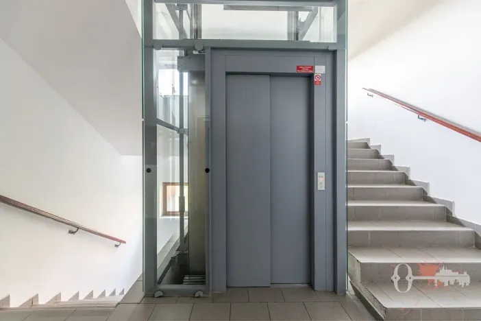 Prodej bytu 2+kk, Praha - Štěrboholy, Andersenova, 65 m2
