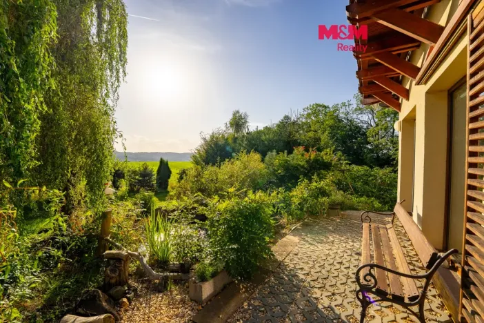 Prodej rodinného domu, Karlovice - Roudný, 204 m2
