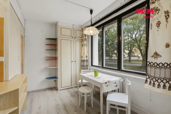 Prodej bytu 3+1, Rakovník - Rakovník II, Pod Nemocnicí, 60 m2