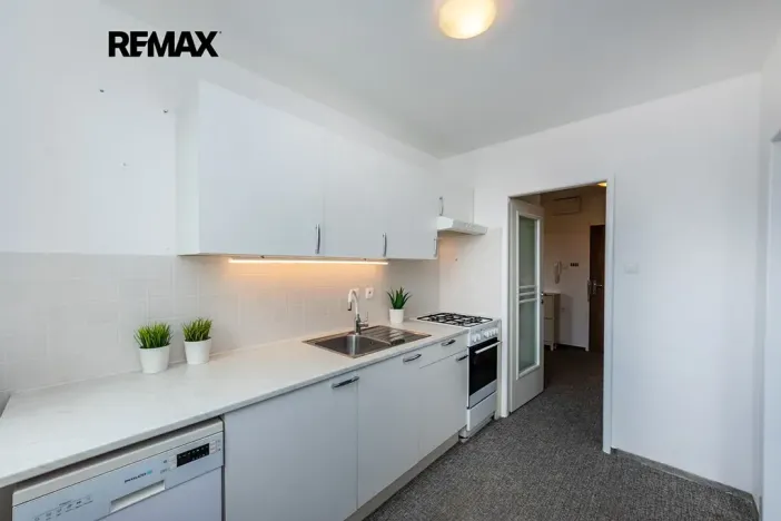 Prodej bytu 3+1, Praha - Bohnice, Kusého, 66 m2