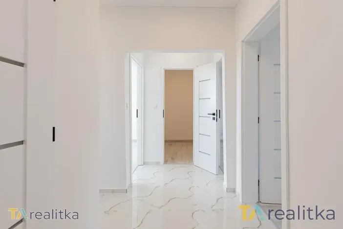 Prodej bytu 3+1, Orlová, Masarykova třída, 74 m2