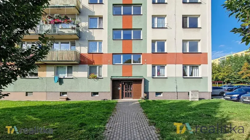 Prodej bytu 3+1, Orlová, Masarykova třída, 74 m2