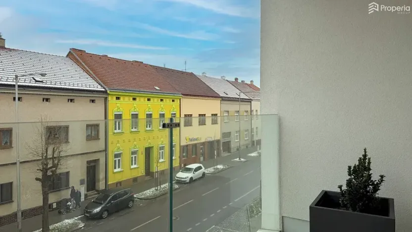 Pronájem bytu 1+kk, Znojmo, Jarošova, 35 m2