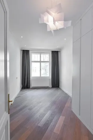 Pronájem bytu 2+kk, Praha - Vinohrady, náměstí Jiřího z Poděbrad, 54 m2